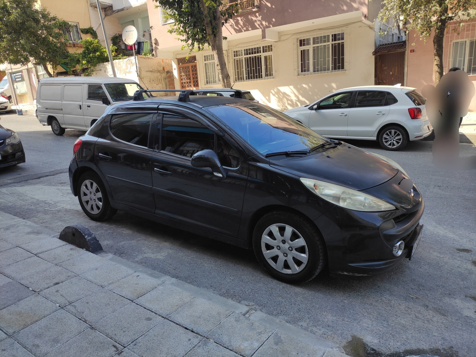 For Peugeot 207 2006-2012 Roof Rack System Carrier Cross Bars Aluminum Lockable High Quality of Metal Bracket Silver For Peugeot 207 2006-2012 Roof Rack System Carrier Cross Bars Aluminum Lockable High Quality of Metal Bracket Silver